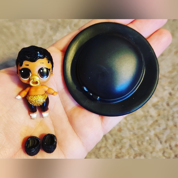 LOL Surprise Dolls Mixed Lil Sister Lot - Picture 7 of 9